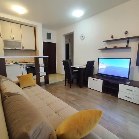 Apartment Adrialux Budva Zewnętrze zdjęcie