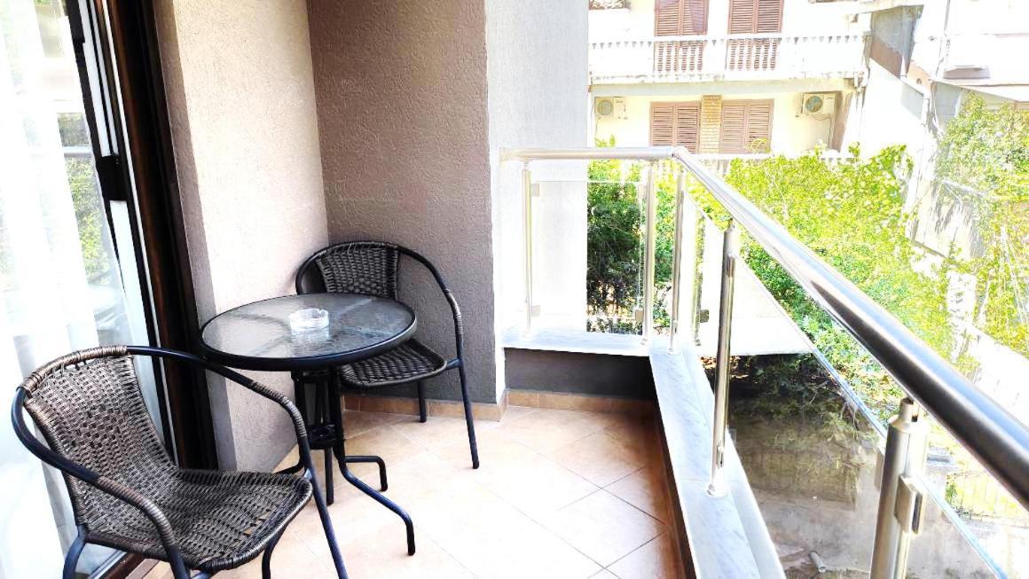 Apartment Adrialux Budva Zewnętrze zdjęcie