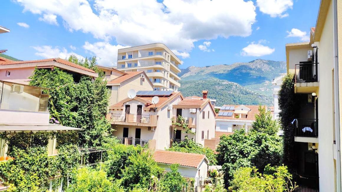 Apartment Adrialux Budva Zewnętrze zdjęcie